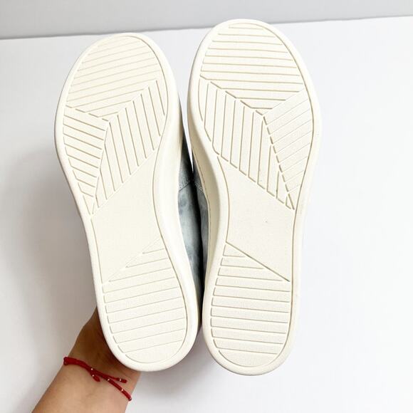 Universal Thread Kelsey Sneakers Ultimate Comfort Gray Size 5 Brand New - Picture 4 of 5